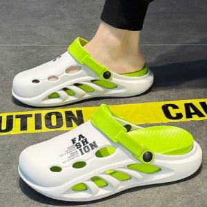 Sandals for men new style casual kasut selipar lelaki viral dewasa tahan lasak original trend fashion non-slip wear outdoor seaside beach cave shoes fishing mountaineering streaming wading shoes driving dual-use flip-flops mens slippers