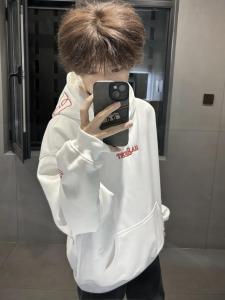 เสื้อฮู้ดผ้าฝ้ายผสมปักลายสีแดง ทรงหลวม สำหรับนักเรียน ชาย หญิง ฤดูใบไม้ร่วง 2025 ฤดูใบไม้ผลิ 2025 ทรงหลวม ทรงหลวม