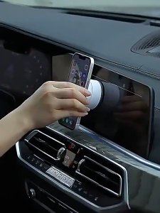 Holder HP Universal P1 Magnetic Mount Car Suction Mobile Phone Holder Mobil Anti Jatuh Multifungsi Phone Holder