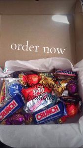 Gift box set Assorted imported Chocolate gift set in a box 10pcs minis bite size