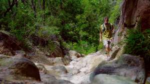 TORRAS Ostand Spin Air Case for iPhone 17 Pro / 17 Pro Max – 360° Magnetic Kickstand Ultra-Slim Military Drop Protection MagSafe Compatible