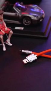 New 2023 - Cáp Sạc Nhanh USB Typec Bằng Hợp Kim Kẽm Và Silicon Cực Kì Bền Bỉ Và Chắc Chắn Dài 1M - Bảo Hành 1 Năm