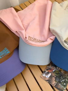 เปิดตัวรุ่นใหม่ หมวกผ้าโพกหัว หมวกผ้าพันคอ strappy หมวกกันแดดพร้อมปักตัวอักษร Peaked Cap หมวกกันแดดผู้หญิง