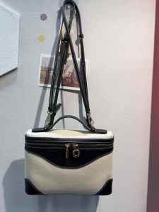 2025 New Design Womens Bag Versatile Single Shoulder Crossbody Handbag Canvas Vegetable Basket Bag Small Bag British Style