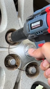 MASARU รุ่น SCDW-160 บล็อกไร้สาย บล็อกไฟฟ้าไร้สาย 800N.M มอเตอร์บัสเลส บล็อกแบตไฟฟ้าไร้สาย ถอดล้อ/ขันน็อต รถยนต์ มอเตอร์ไซค์ อุปกรณ์ครบกล่อง