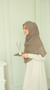 KUPNAD | Gamis Wanita Muslimah Busui Syar’i Modern Elegan & Nyaman – Ivana Dress Cream
