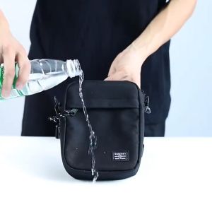 Lelaki Sling Bag For Men Canvas Casual Waterproof Shoulder Bag Students Fashon Crossbody Small Bag 轻便男士单肩包