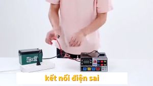 Sạc bình ắc quy ô tô xe máy 12V 24V thông minh tự ngắt khi đầy chống ngược cực HÀNG CHÍNH HÃNG