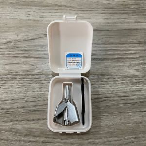 Máy tỉa lông mũi thủ công bằng thép không gỉ có thể rửa sạch chất lượn