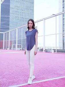 alo yoga ใหม่ เสื้อโยคะแขนสั้นแห้งเร็วแบบหลวม ระบายอากาศได้ดี สำหรับผู้หญิง สำหรับกิจกรรมกลางแจ้งและฟิตเนส