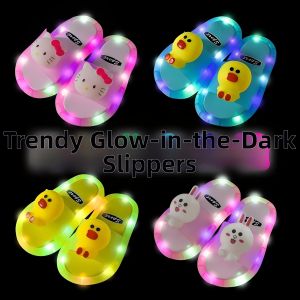 Dép Phát Sáng Hình Thú Bằng Jelly Trong Suốt Cho Bé Gái Dùng Trong/Ngoài Nhà