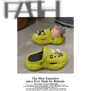 QZshop ฮิตฮอท รองเท้าแตะหัวโตแบบสวม แถมตัวติดไปให้ด้วยนะเป็นลายการ์ตูนมินิมอล รองเท้าสวย สวมง่าย สัมผัสนิ่ม เบาสบาย ราคาเป็นมิตร กดสั่งได้เยยยย