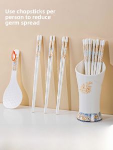 Jingdezhen Ceramic Chopsticks Holder Kitchen Storage Rack New High Aesthetic Drainage Design Home Use Knife Fork Storage Box