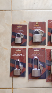 Gembok Pagar Rumah Ukuran 50mm Panjang 4 Anak Kunci ATS Iron Padlock 50mm ATS