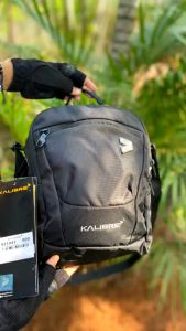 Tas Selempang Kalibre 921943 000 Horten 03 Travel Pouch 4L Black