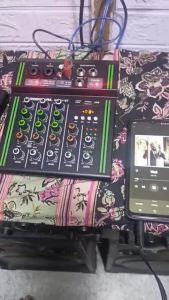 Audio Mixer Audio Sound System 4 Channel Audio Interface Xlr & 1/4 Inch Jack For Recording With Effect Usb/Bluetooth Music Player For 12V
