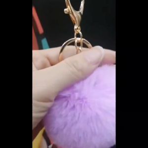 Reviln พวงกุญแจ จี้ลูกบอลหางกระต่ายน้อยน่ารัก สําหรับห้อยกระเป๋านักเรียน ขนาด 8cm Keychains