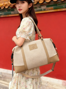 Large Capacity Wet-Dry Separation Sports Bag