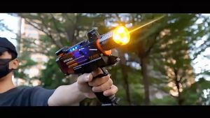 KAISER ปืนฉีดน้ำไฟฟ้า ปืนฉีดน้ำอัตโนมัติ UZI ของเล่นเด็ก ปืนฉีดน้ำแรงดันสูง ความจุขนาดใหญ่ เล่นน้ำกลางแจ้ง