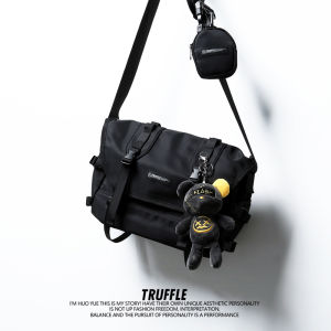 กระเป๋าสะพายข้างแบรนด์ฮิต truffle กระเป๋าผู้ชายกระเป๋าสะพายไหล่เดียวสำหรับนักเรียนอินเทรนด์ INS ความจุขนาดใหญ่มีสไตล์กราฟฟิตีกระเป๋าสะพายข้างผู้หญิง