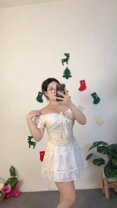 ชุดเซ็ตเสื้อผูกโบว์+กระโปรงสั้น ที่ใส่ได้ทุกวัน