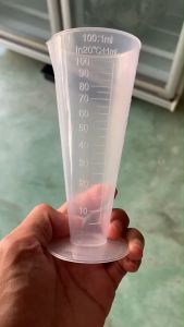 ถ้วยตวง 100 ml. พลาสติกทรงกรวย พลาสติกทนความร้อนทนกรด