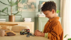 LEGO CITY 60447 Đồ Chơi Xe Leo Núi Địa Hình 4X4 (221 chi tiết)