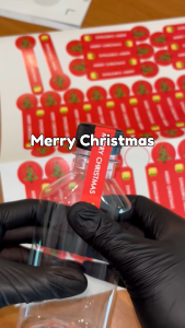 🎅 สติ๊กเกอร์คริสต์มาส สติ๊กเกอร์สายคาด สติ๊กเกอร์ Merry christmas 🎄 สติ๊กเกอร์ปีใหม่ สติ๊กเกอร์กันน้ำ 100%💦 S-XM009