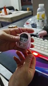 Satu Keluarga Gantungan Kunci Lampu Backpack Cat Astronot C1372 Keychain With Night Lamp Karakter