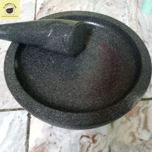 Cobek batu asli 22 cm batu asli dari gunung