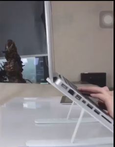 Giá đỡ ipad laptop + Tặng kèm túi đựng cao cấp du lịch Điều chỉnh độ cao kệ đỡ máy tính nhựa ABS cao cấp tản nhiệt Ipad máy tính bảng gấp gọn tiện lợi