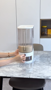 Marino ถังใส่ข้าวสาร กล่องเก็บข้าวสาร แบบกดได้ จุได้ 5 กก. No.Y2333