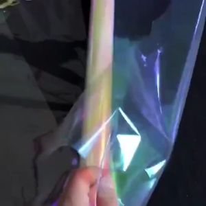 HOLOGRAM ROLL Plastik OPP holographic rainbow transparent pelangi kertas bunga wrapping paper Kertas Buket ROLL01