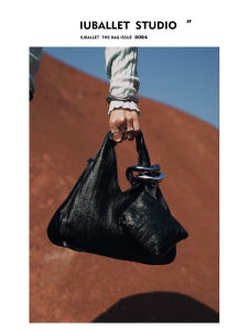 IUBALLET 2025 New Small Design Hobo Handbag Top Layer Cowhide Leather Shopping Bag Casual Crossbody Square Shape Pure Color