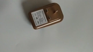 28KW Penghemat Listrik Plug EU 90V-250V Alat Penghemat Daya Listrik Universal