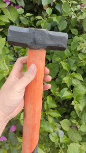 Búa Sửa Chữa 1.4kg Cán Gỗ Chắc Tay – Dụng Cụ Gia Đình Thợ Mộc Công Trình