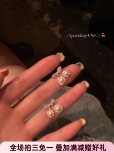 Delicate Pearl Cherry Cream Earrings Womens Fashion Jewelry No Piercing Clip-On Sweet Style Alloy Fruit Pattern Korean Style