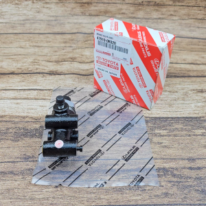 VALVE PEMBAGI MINYAK REM TOYOTA HILUX VIGO 2KD 2004 SAMPAI 2015