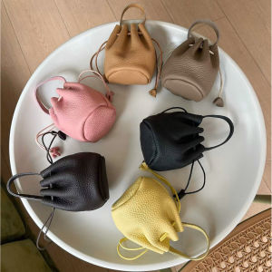 Genuine Genuine Leather Mini Messenger Small Waste Bag First Layer Cowhide Ladies Hand Bag Multifunctional Change Earphone Bag
