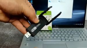 COD ราคาถูก (พร้อมส่งของ) DIGITAL TV ANTENNA รุ่น DVB-T2 เสารับสัญญาณทีวี ดิจิตอล เสาโทรทัศน์ เสารับสัญญาณ เสาทีวี (ขั้วต่อ USB+9.5 สีดำ)