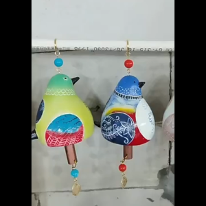 1PC Hanging Cartoon Birds Wind Chime Garden Yard Hand Drawn Patterns Crafts Multiple Colors Creative Little Bird Wind Chime Decorative Resin Ornament Pendant Home Decoration