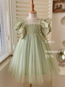 ชุดเดรสเด็กผู้หญิงสไตล์เจ้าหญิงสีเขียวแฟชั่นฤดูร้อน กระโปรงทรงเอ แขนสั้น คอวี เดรสเด็ก ชุดเด็ก ผ้าผสม ความยาวปกติ