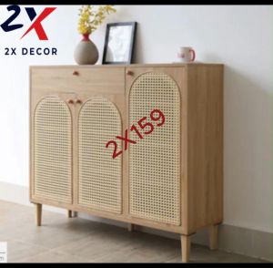 Tủ giày gỗ cánh mây 3 cánh có thêm ngăn kéo và chân đế chống ẩm mốc 2X Decor- 2X159