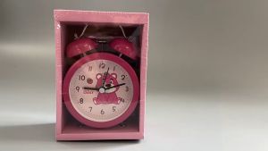 Đồng Hồ Báo Thức Gấu Dâu Dễ Thương - Chuông Reo To Có Đèn Ngủ - Trang Trí Bàn Học Quà Tặng Cho Bé