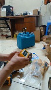 Pin 15 cell STARKER công nghệ Đức   chuyên dụng cho tất cả các loại máy dùng PIN   vỏ nhựa chống va đập  chân pin phổ thông 4cm