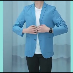 เสื้อสูทผู้ชายสไตล์เกาหลี ระดับไฮเอนด์ สีพื้น บาง กระชับ สำหรับธุรกิจและลำลอง