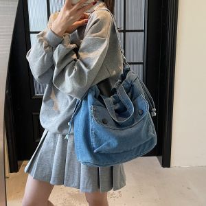 Large Capacity Easy-to-match Shoulder Bag