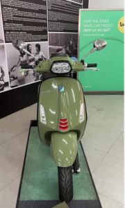 สี สีซ่อมรถจักรยานยนต์ สี.Vespa Sprint 150S