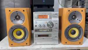 Bán Bộ Dàn Nghe nhạc VIP Sony CMT - J100 loa SD1 bãi nhật về hát rất lực (ae mua ip shop xả rẻ 1tr8 nhé) 2027