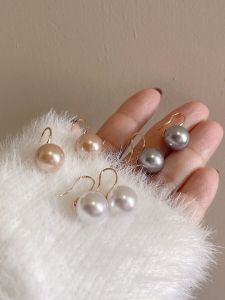 ต่างหูไข่มุกสไตล์เกาหลี ต่างหูทรงสปอร์ตสีน้ำเงินสำหรับผู้หญิง เครื่องประดับแฟชั่นสำหรับใส่ไปทำงานในฤดูใบไม้ร่วงและฤดูหนาว